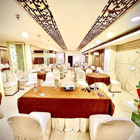 Hotel Spb 87 Near Karol Bagh Metro Station Delhi 外观 照片